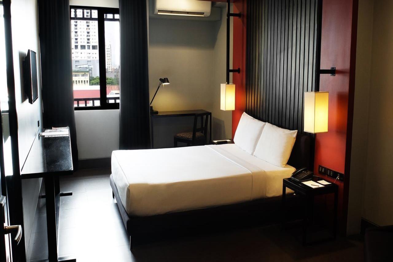 Amelie Hotel Манила Экстерьер фото